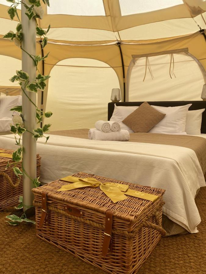 Fonclaire Holidays Glamping 'Luxury Camping' Blond Exterior foto